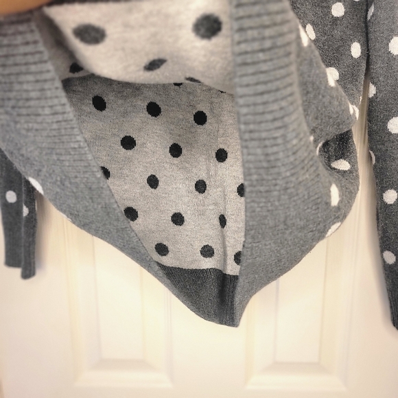 Charter Club Women's Polka-dot pullover Size XS - Picture 10 of 10